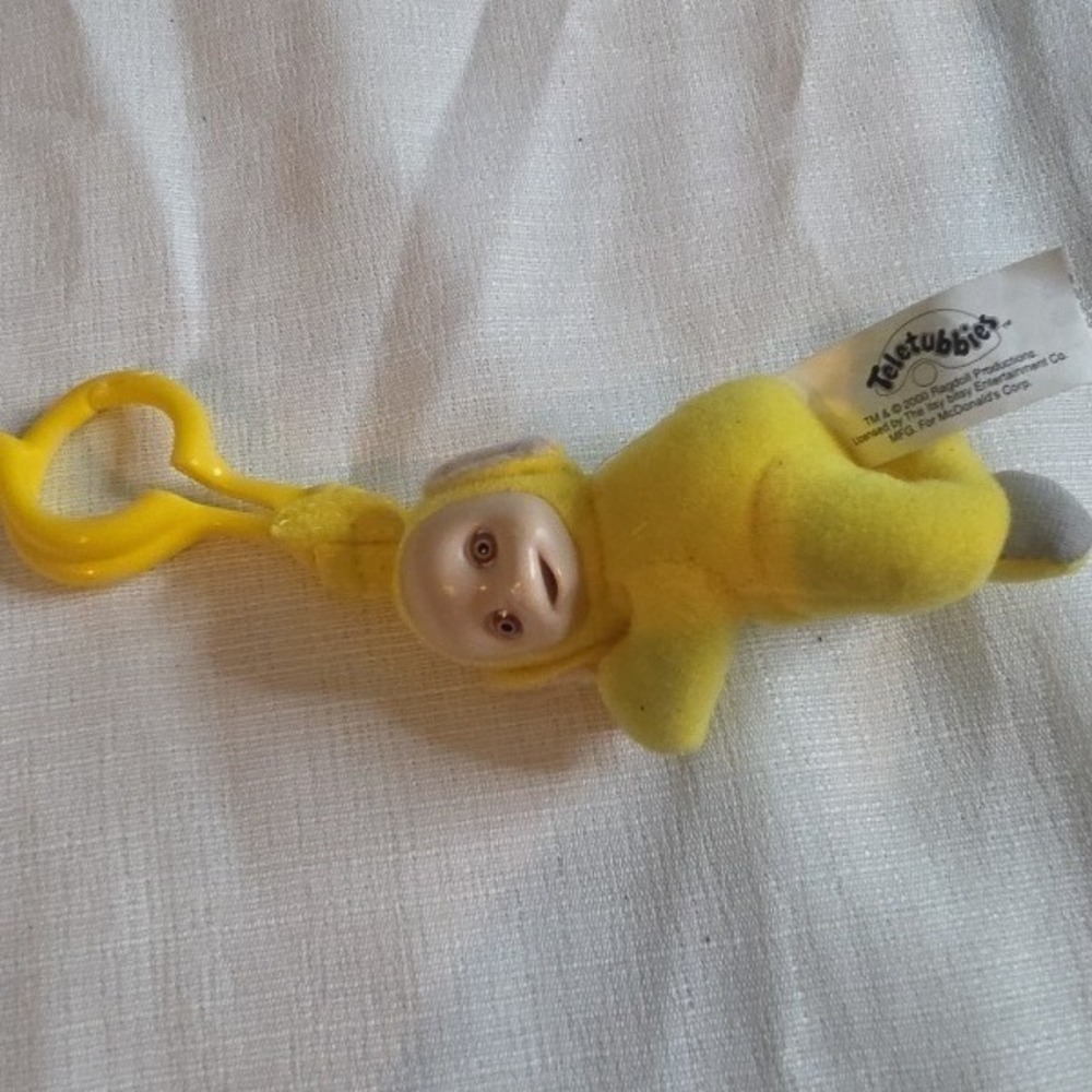 Vintage 2000 Teletubbies Laa-Laa Yellow Plush Backpack Clip McDonald's Toy